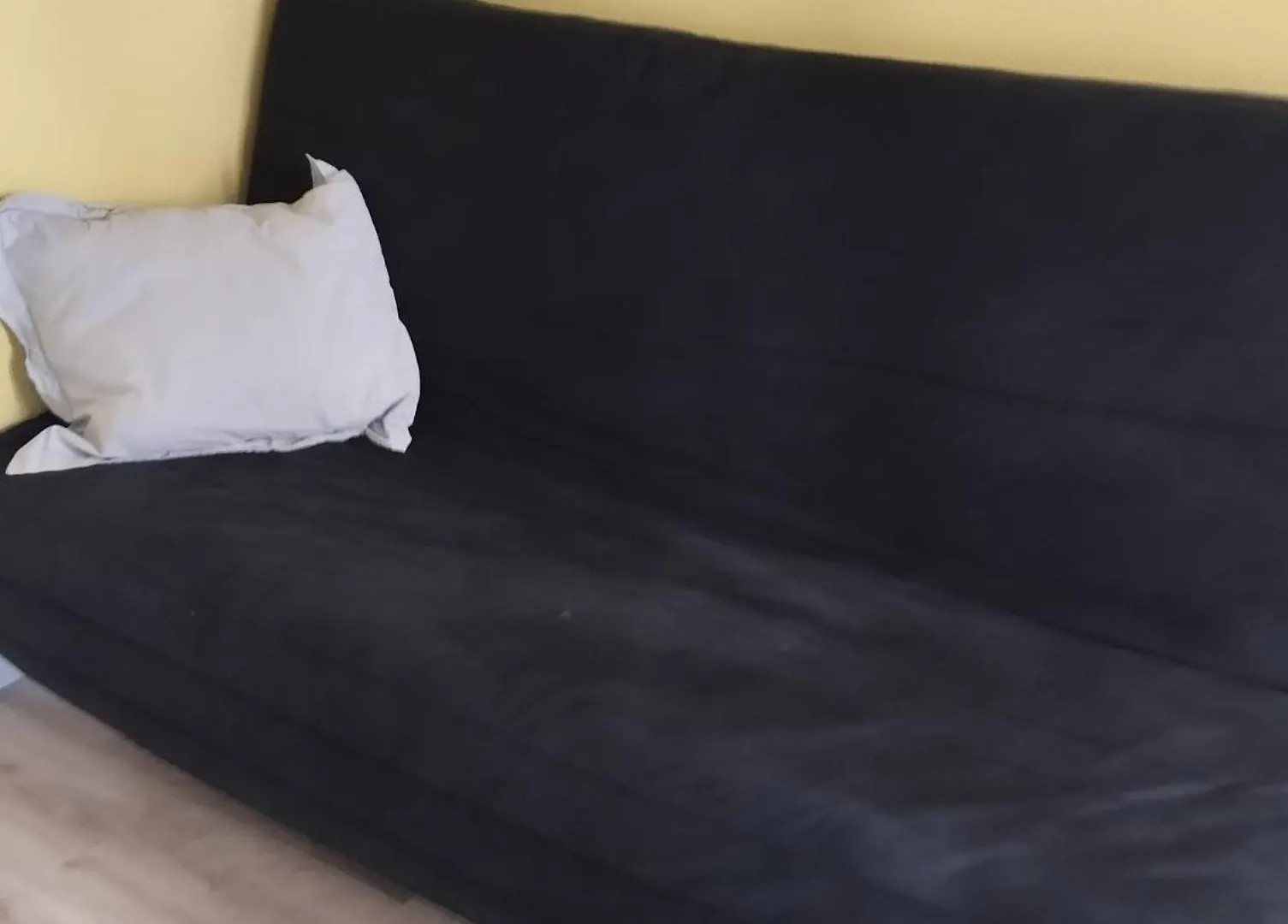 Studio Charmant A Place De Clichy Paris Apartment