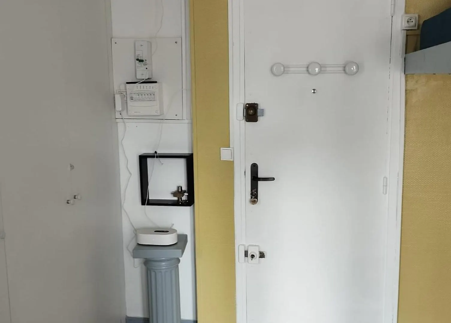 Apartment Studio Charmant A Place De Clichy Paris